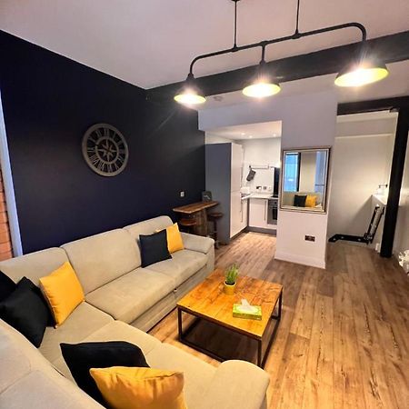 Stunning Liverpool City Center Apartment Exterior foto